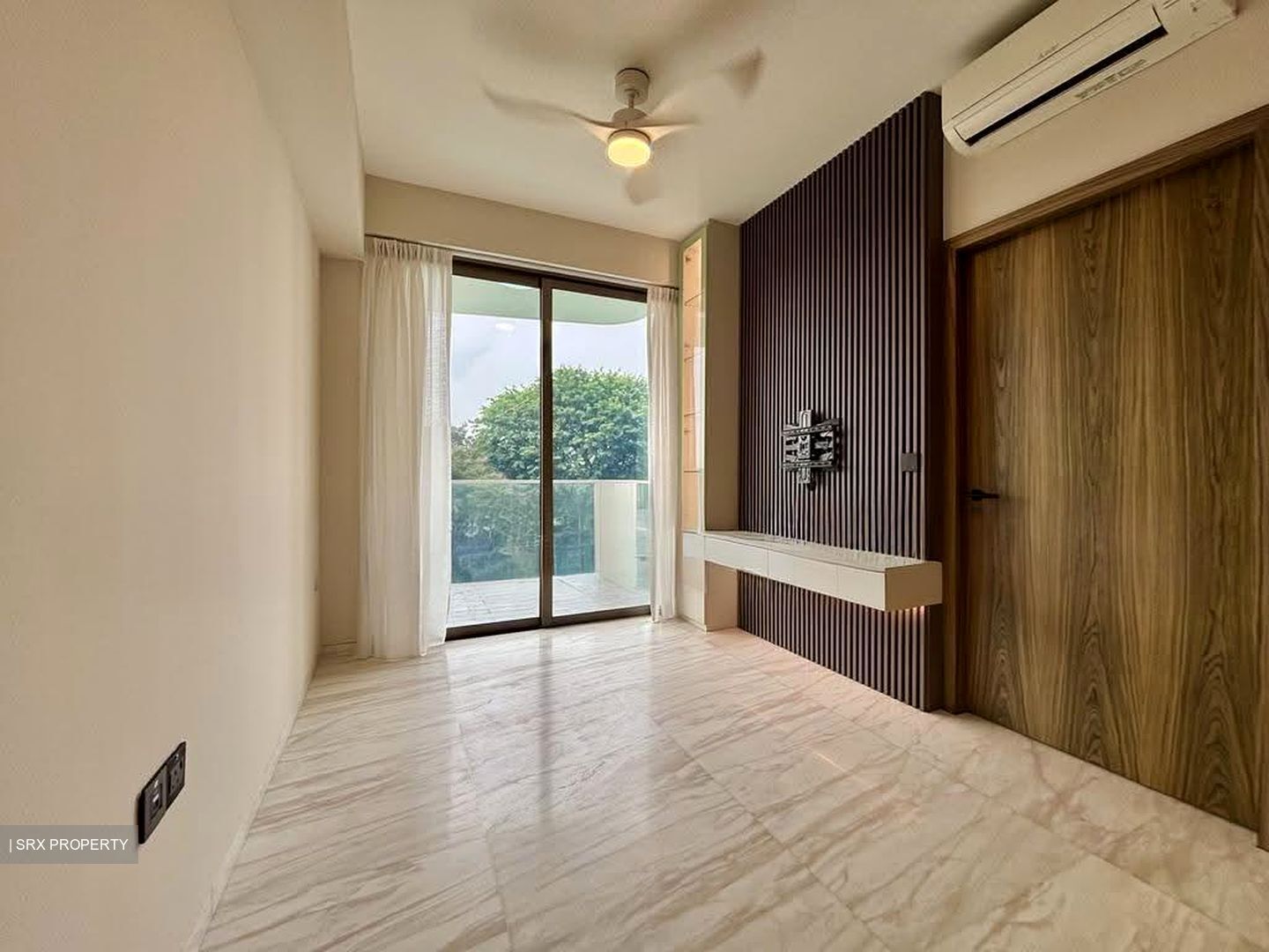 Coastline Residences (D15), Apartment #624996961